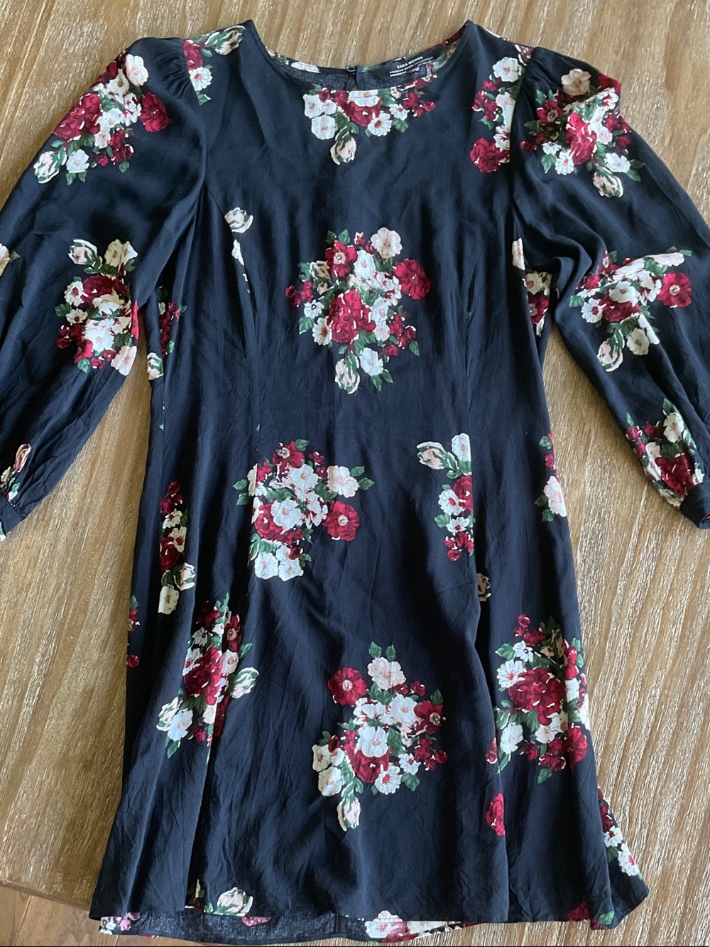 Zara Black Long-Sleeve Floral Shift Dress